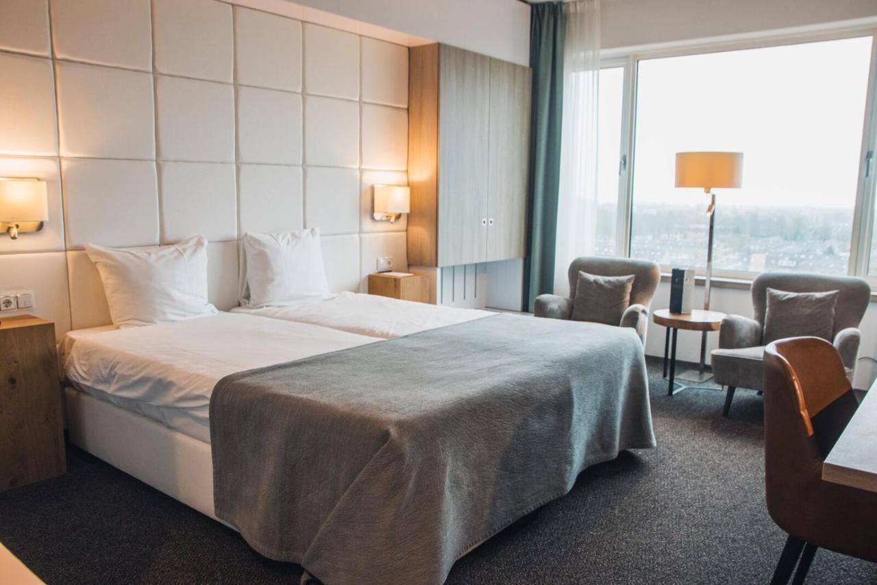 Van Der Valk Hotel Тил Экстерьер фото