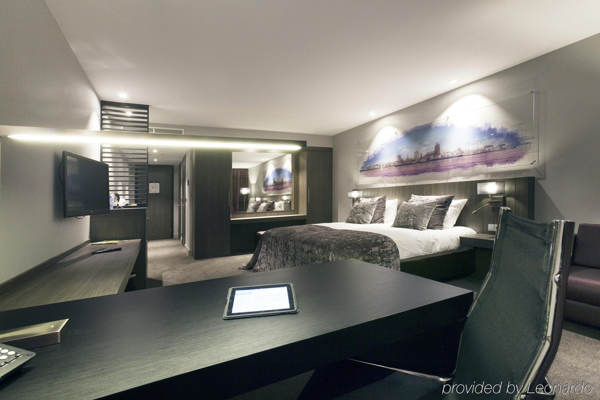 Van Der Valk Hotel Тил Экстерьер фото
