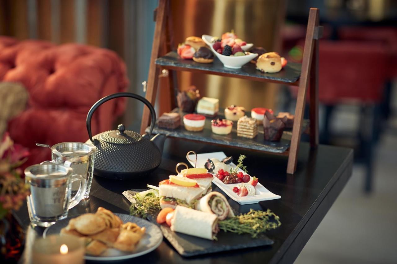 Van Der Valk Hotel Тил Экстерьер фото